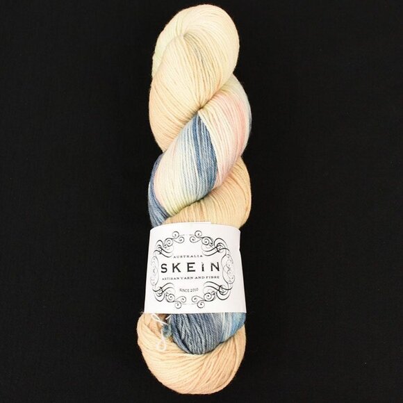 Skein Australia Top Draw Sock Yarn Superwash Merino Nylon Hand Dyed Hike - Picture 1 of 3
